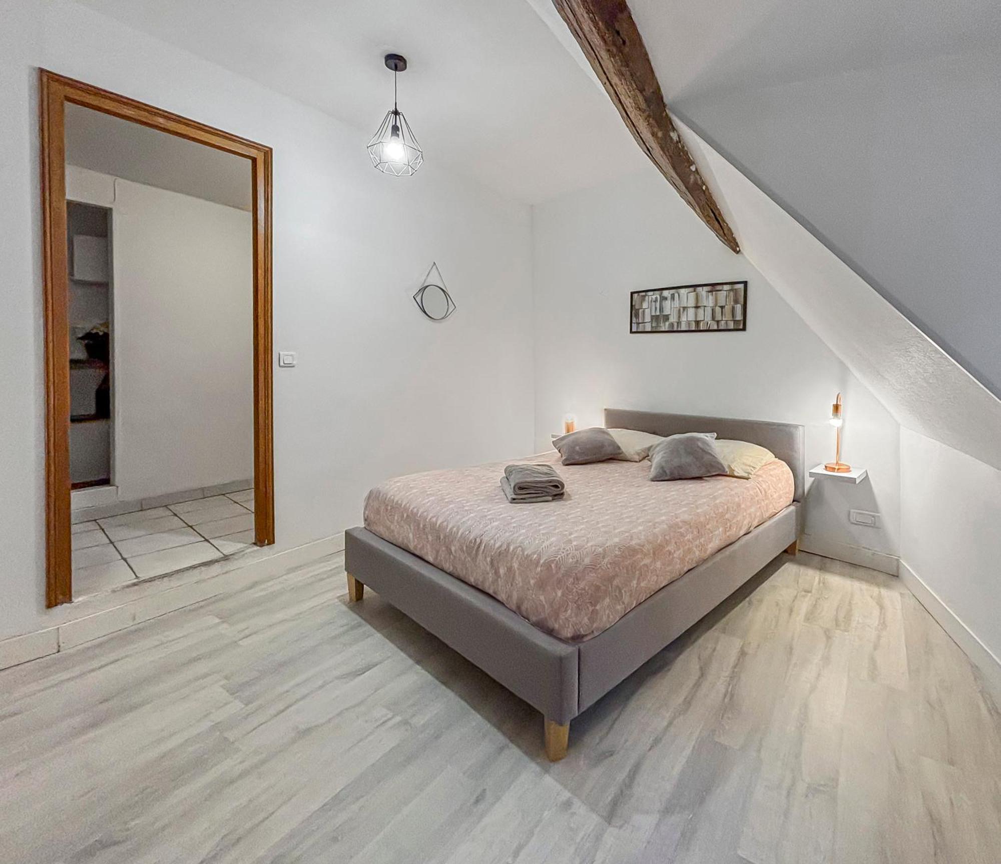 Spacieux & Lumineux Avec Smart Tv Et Wi-Fi Rapide Troyes Kültér fotó
